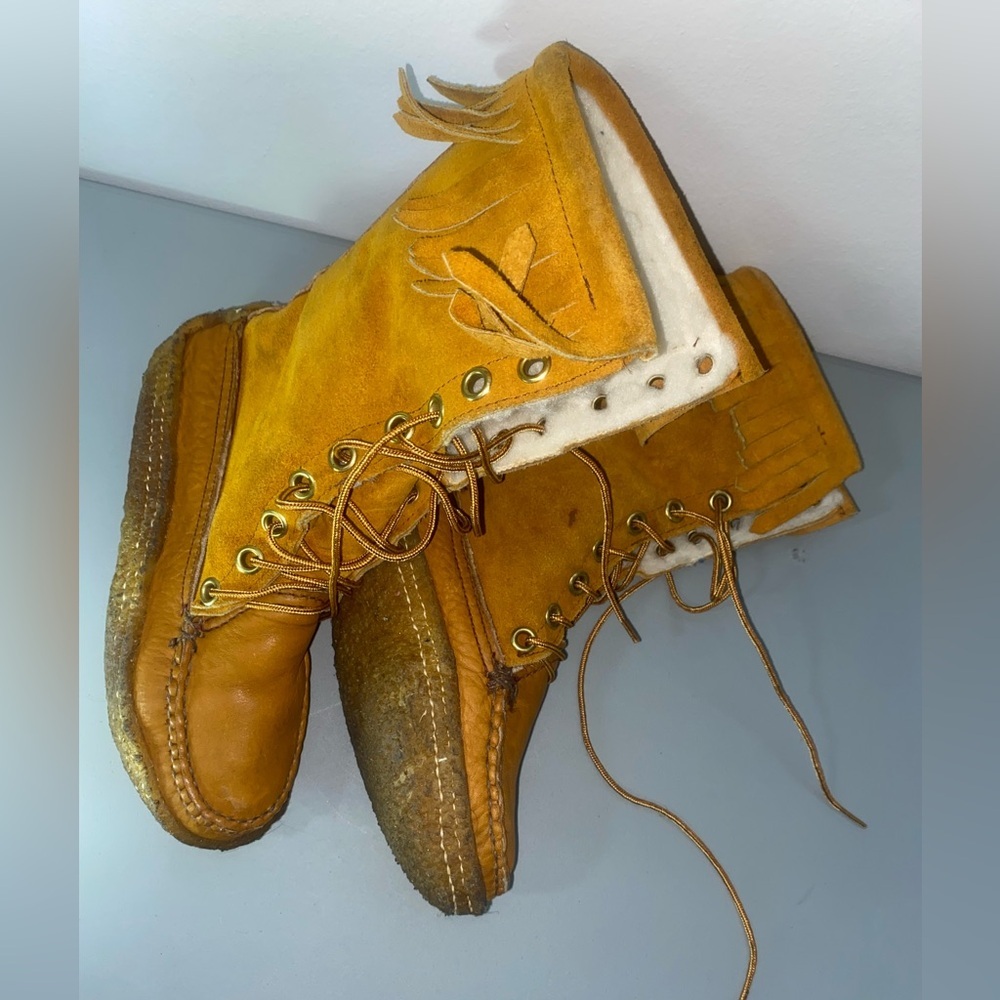 Native Mocassin Boots Mauricien size 8 Handmade